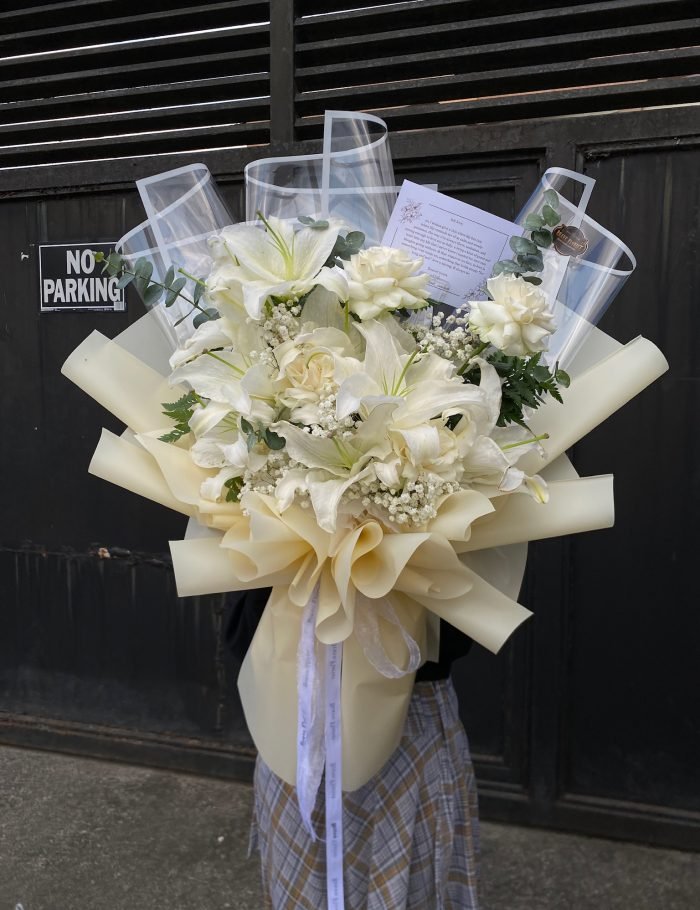 Pearl Lily flowers